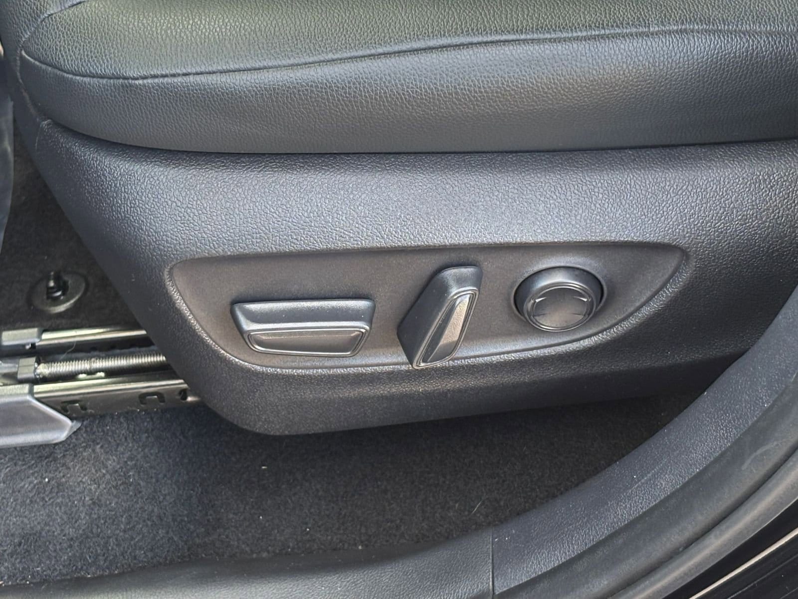 Thumbnail: 2025 Toyota Grand Highlander - 23