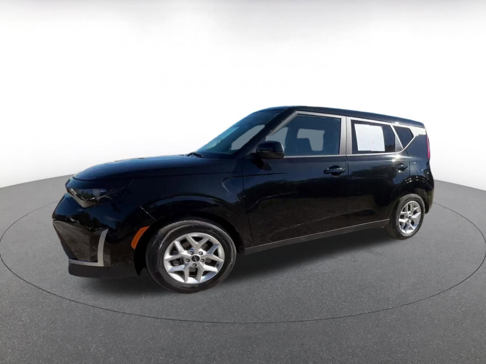 Thumbnail: 2025 Kia Soul - 8