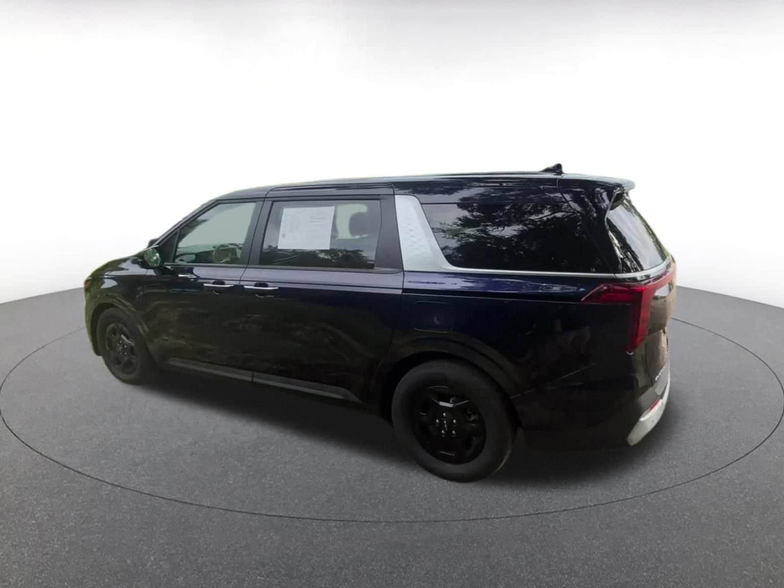 Thumbnail: 2026 Kia Carnival - 10