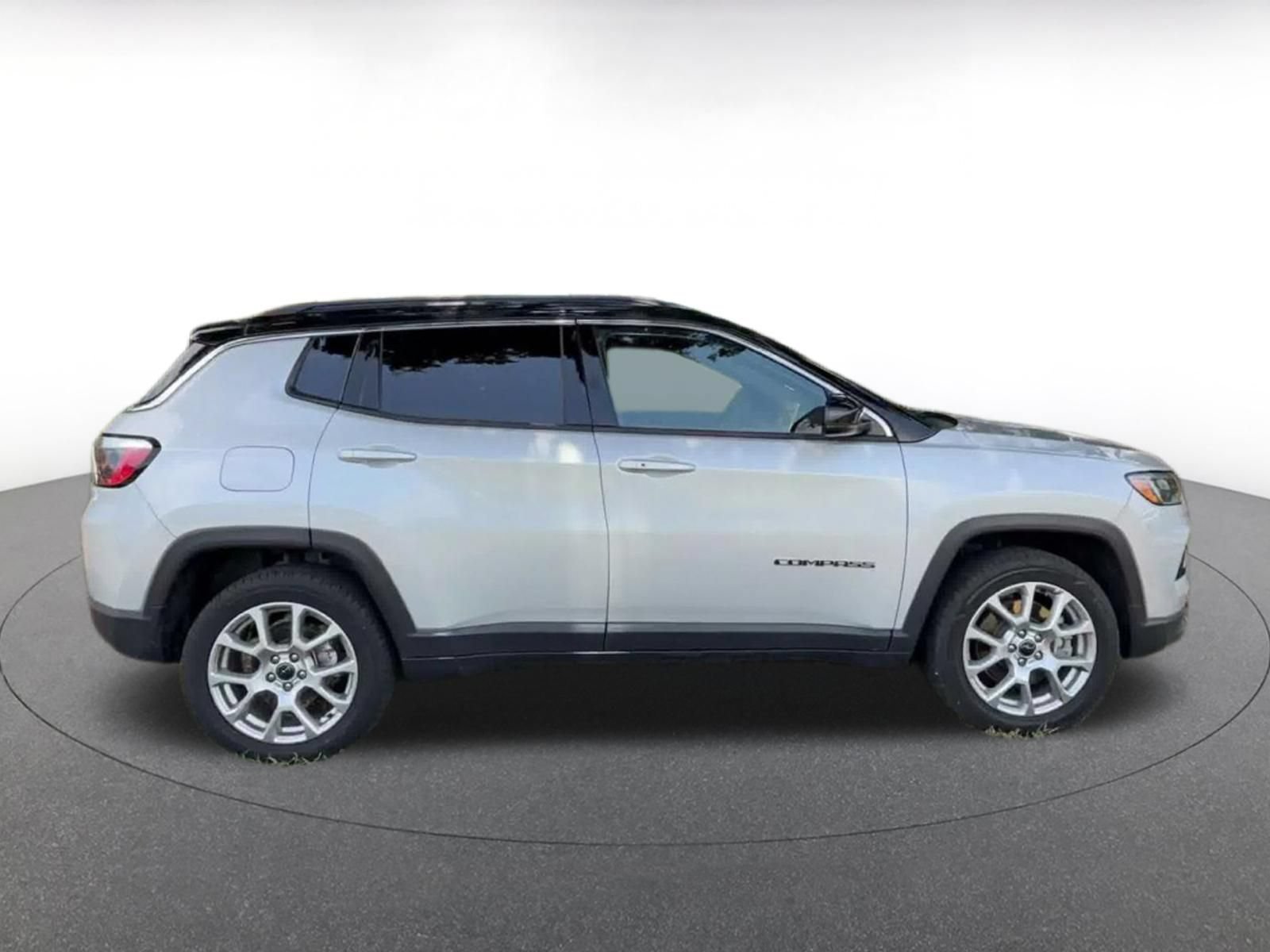 Thumbnail: 2025 Jeep Compass - 13