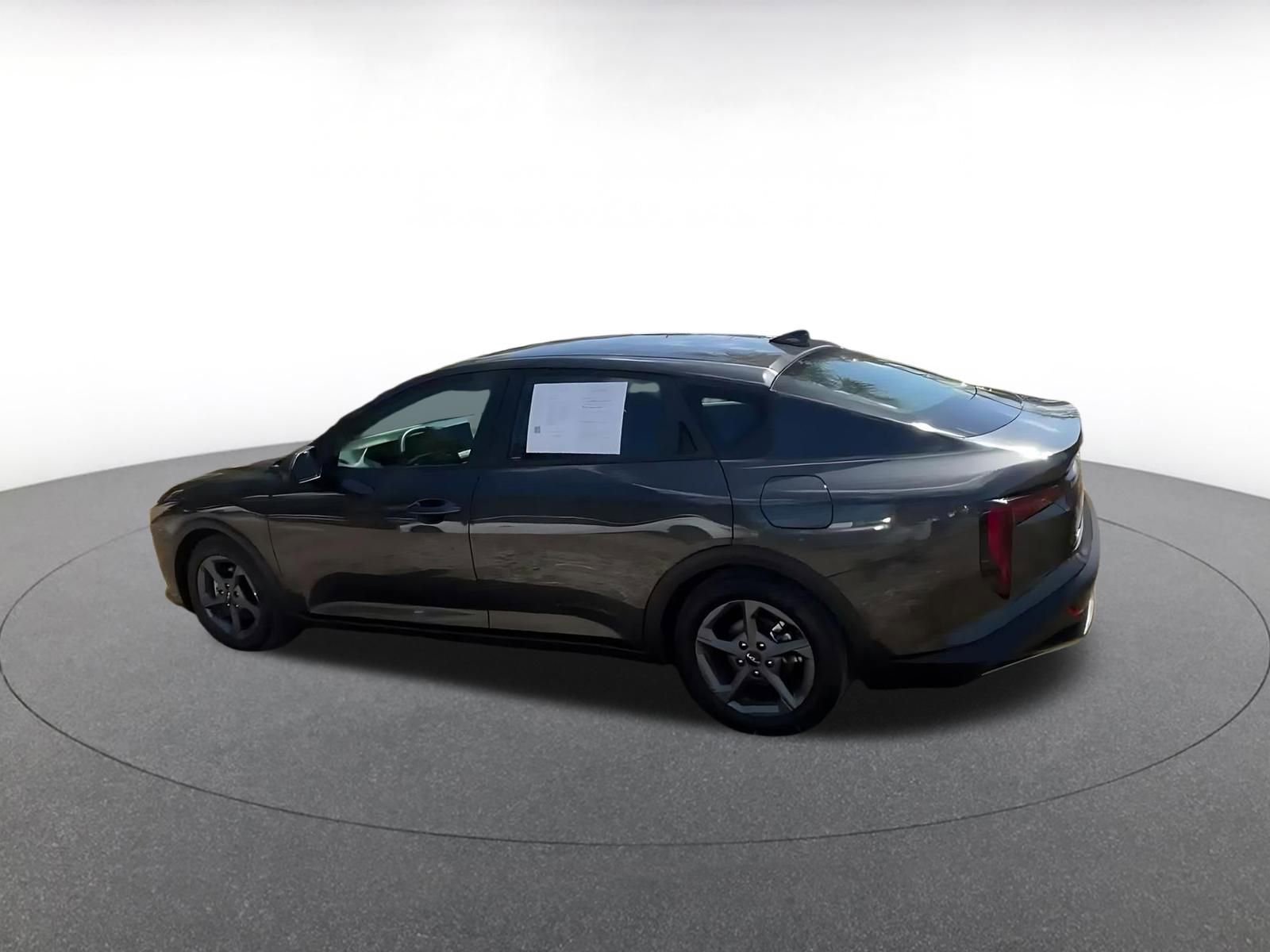 Thumbnail: 2025 Kia K4 - 10