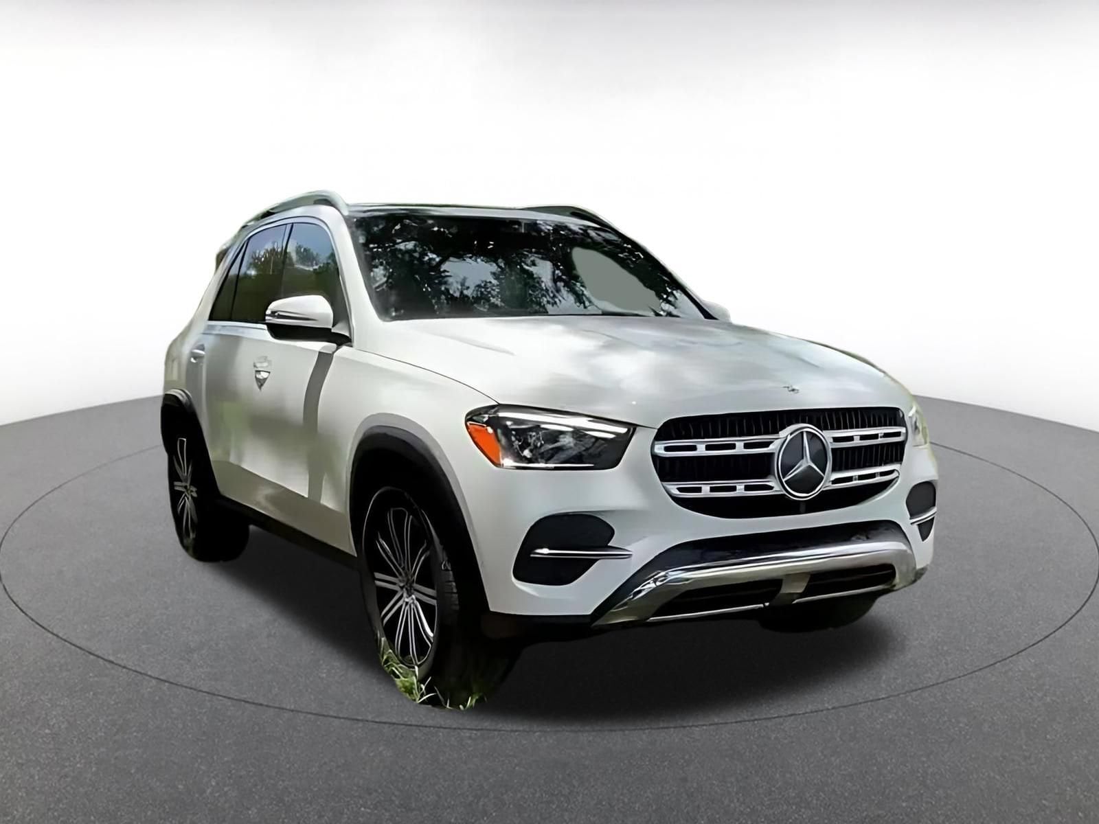 Thumbnail: 2026 Mercedes-Benz GLE - 2