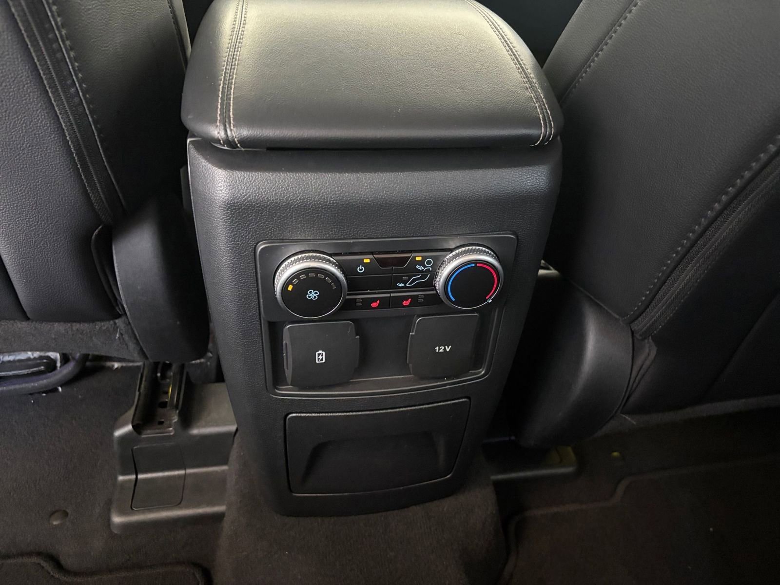 Thumbnail: 2023 Ford Explorer - 24