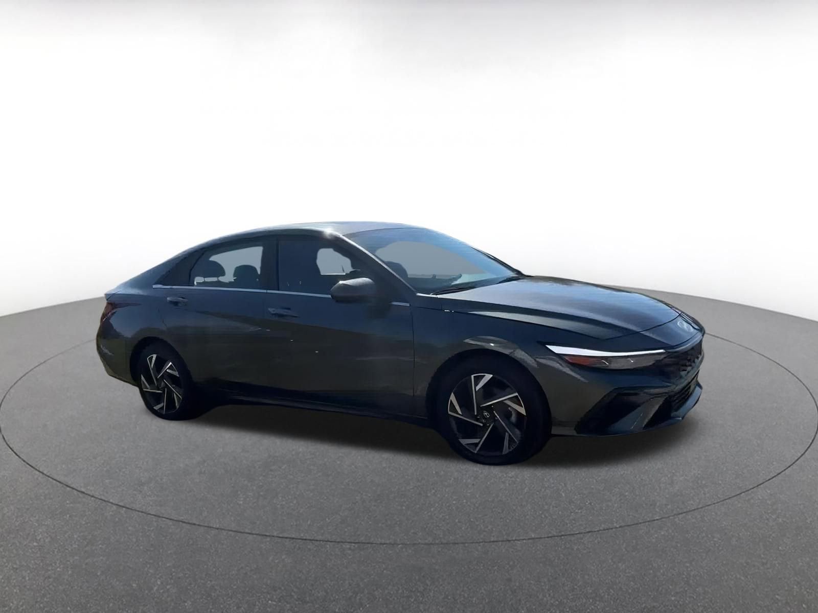 Thumbnail: 2025 Hyundai Elantra - 2