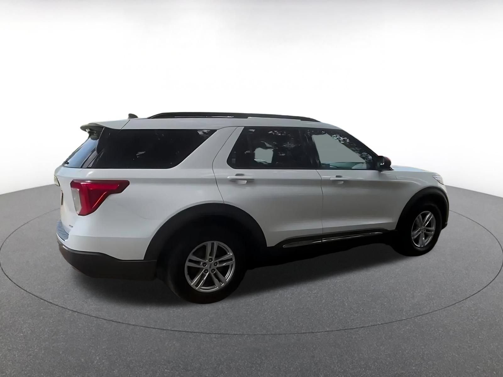 Thumbnail: 2023 Ford Explorer - 15