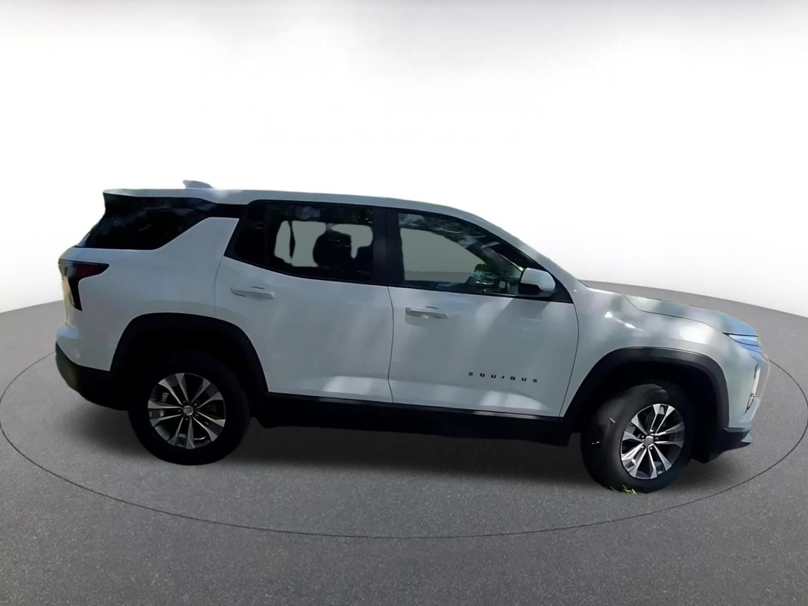 Thumbnail: 2025 Chevrolet Equinox - 15