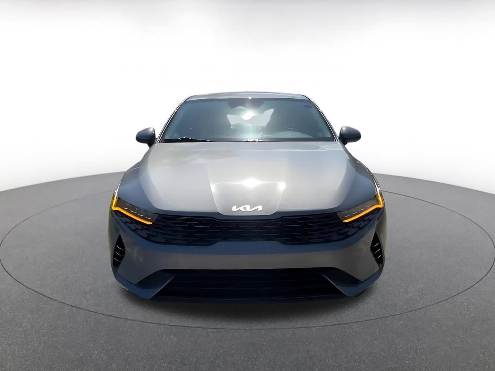 Thumbnail: 2023 Kia K5 - 3