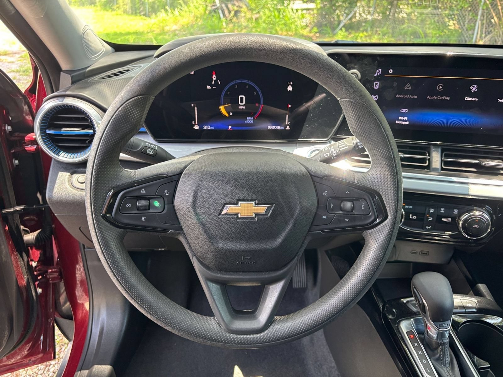 Thumbnail: 2025 Chevrolet Trax - 29
