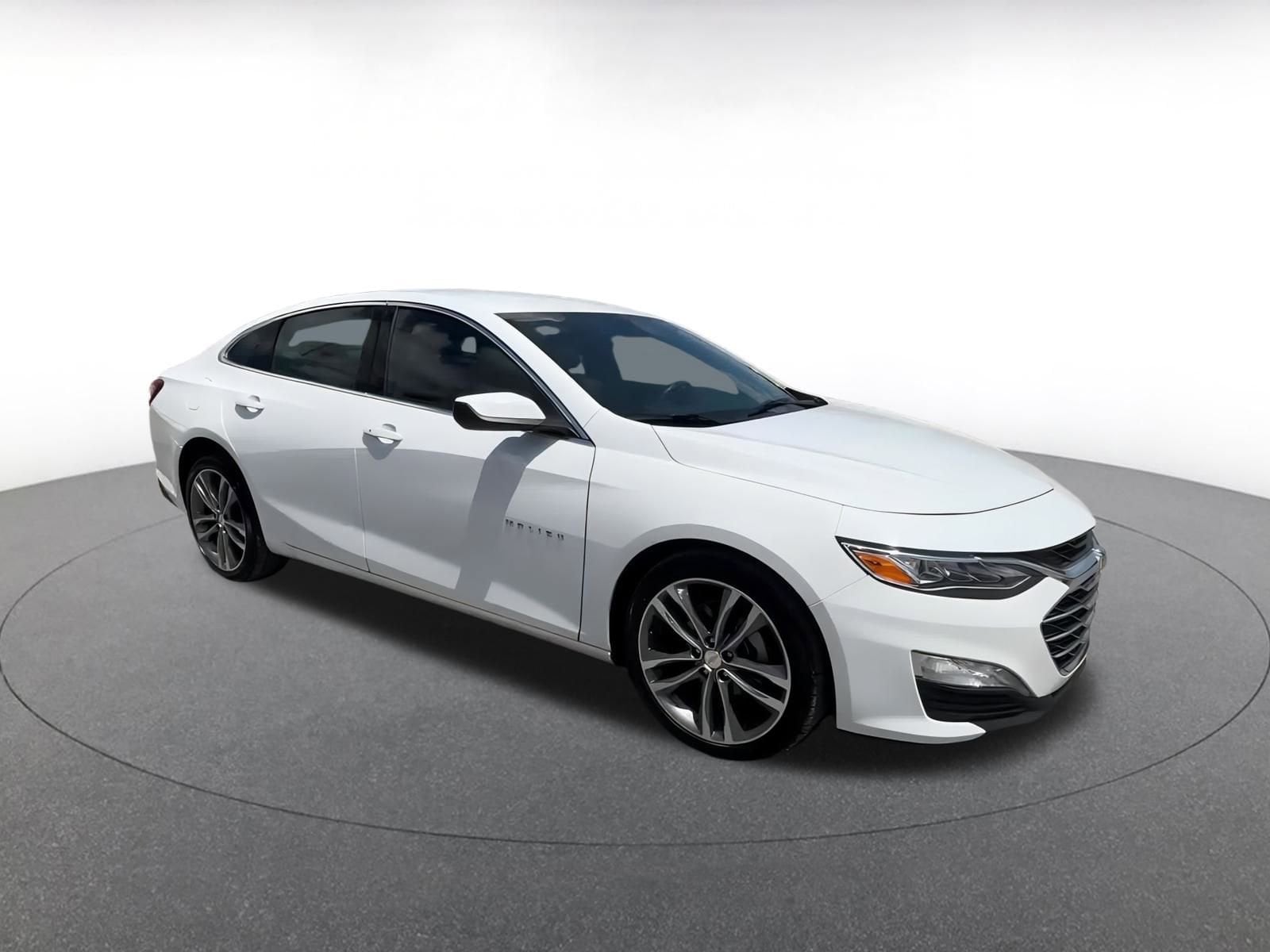 Thumbnail: 2024 Chevrolet Malibu - 2