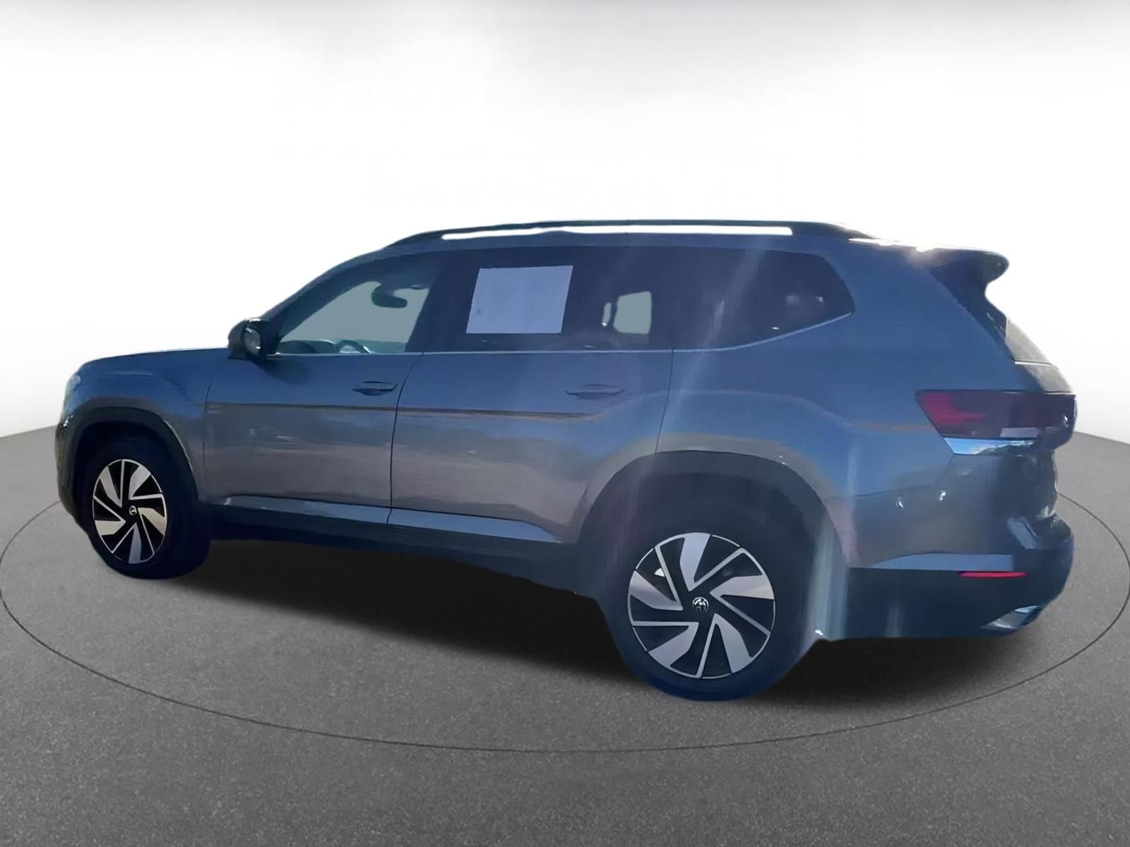 Thumbnail: 2025 Volkswagen Atlas - 10