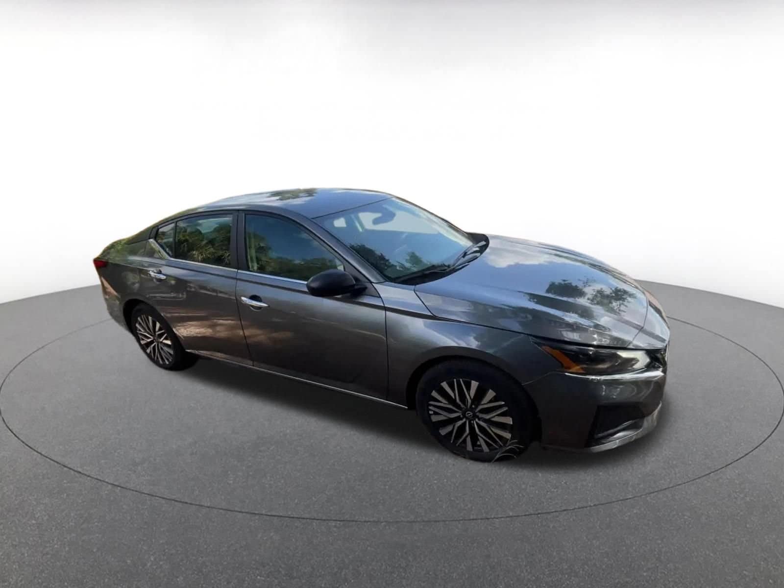 Thumbnail: 2025 Nissan Altima - 2
