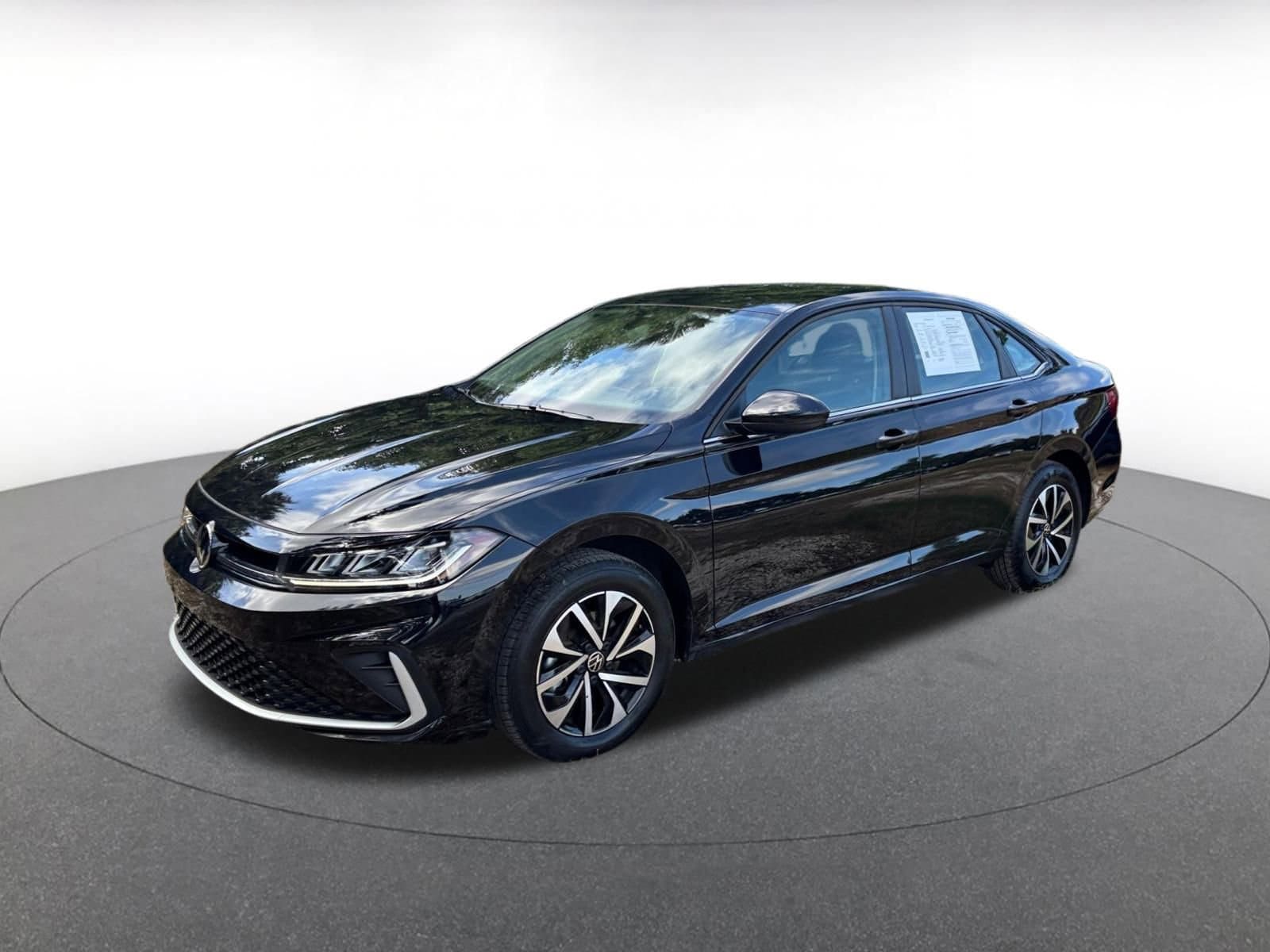 Thumbnail: 2025 Volkswagen Jetta - 4