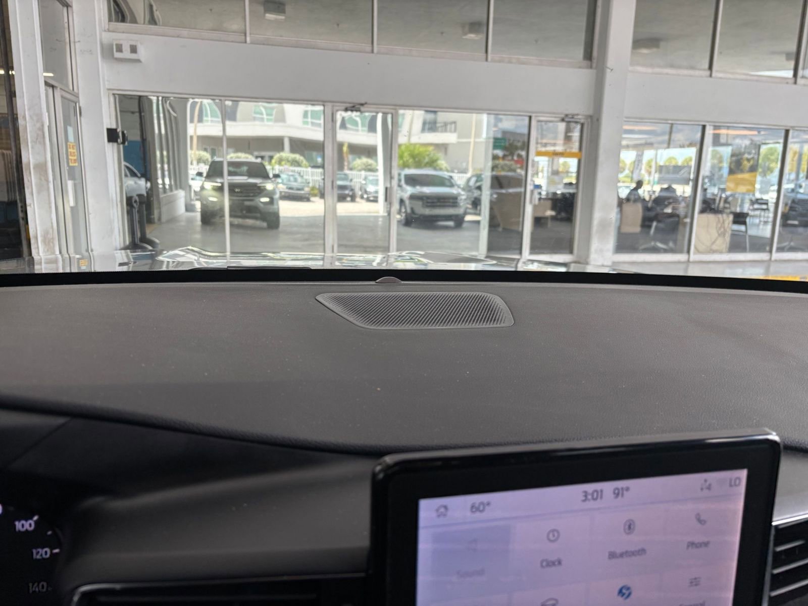 Thumbnail: 2023 Ford Explorer - 18