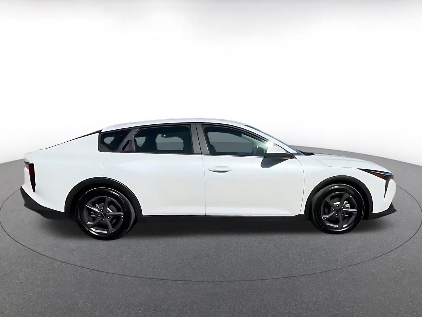 Thumbnail: 2025 Kia K4 - 17