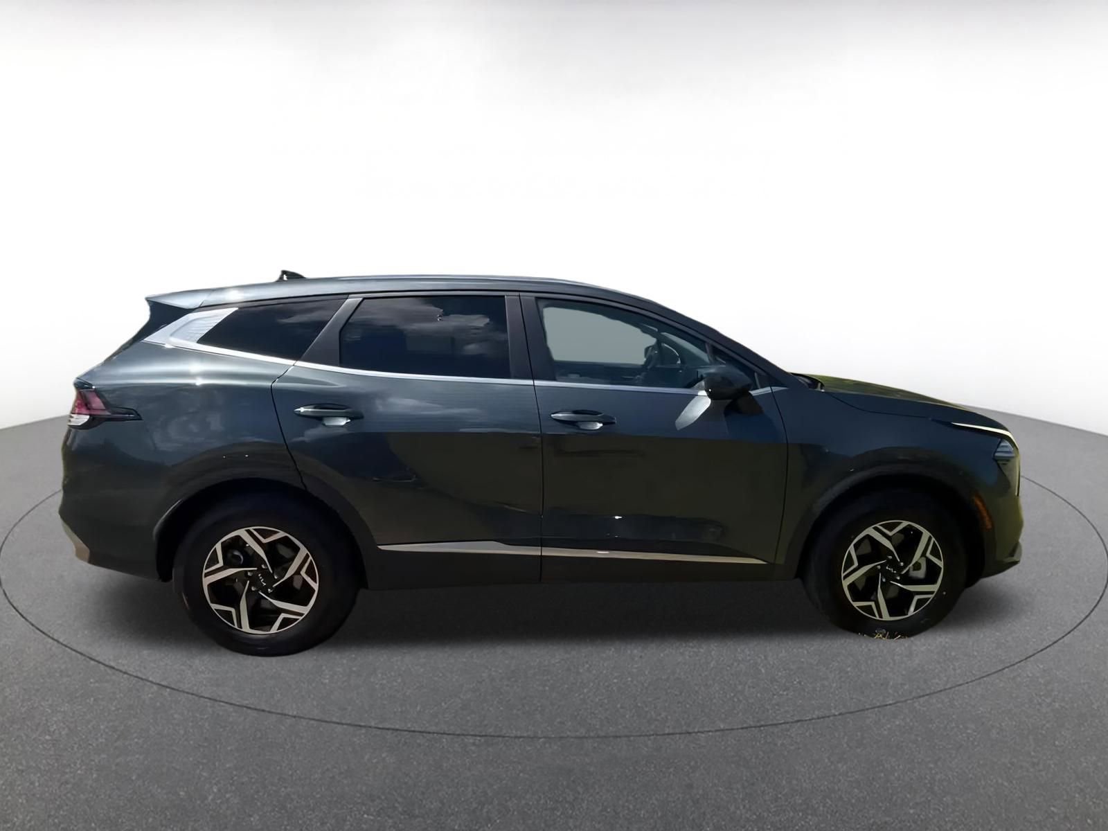 Thumbnail: 2024 Kia Sportage - 16