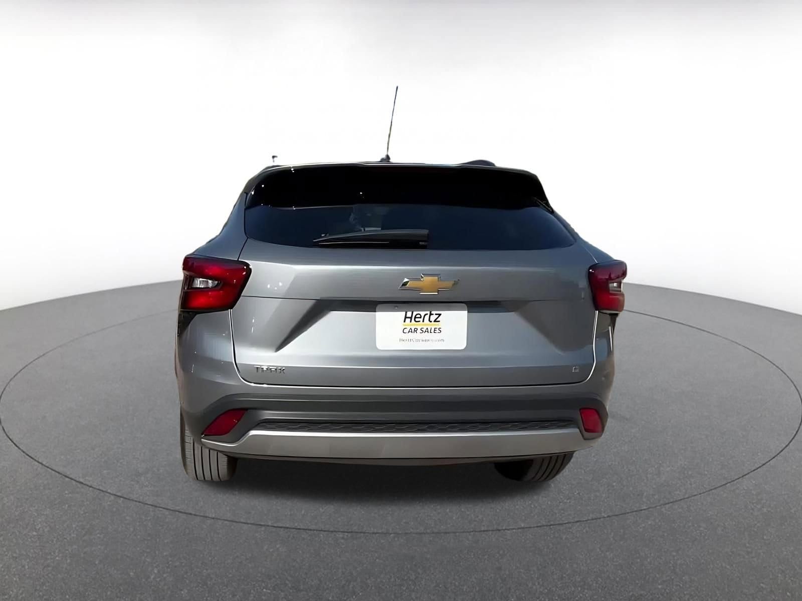 Thumbnail: 2025 Chevrolet Trax - 12