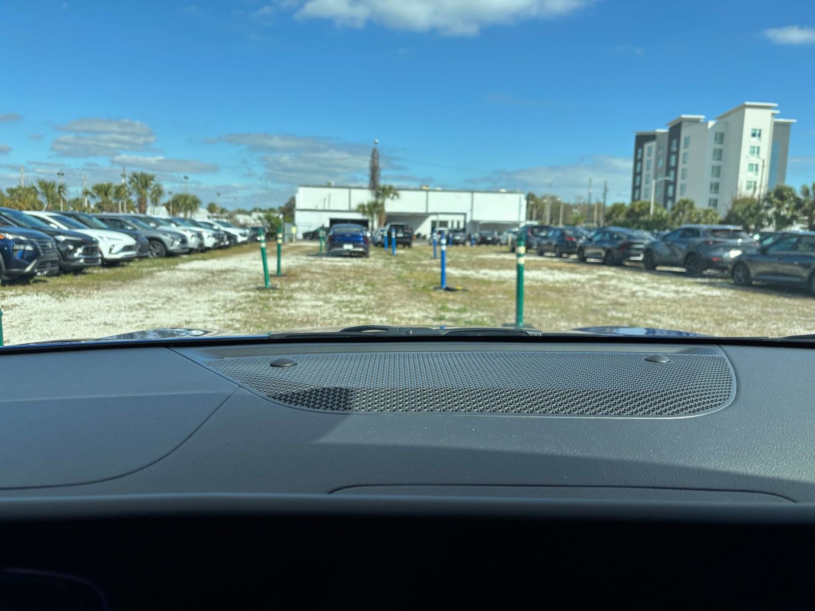 Thumbnail: 2025 Kia Seltos - 17