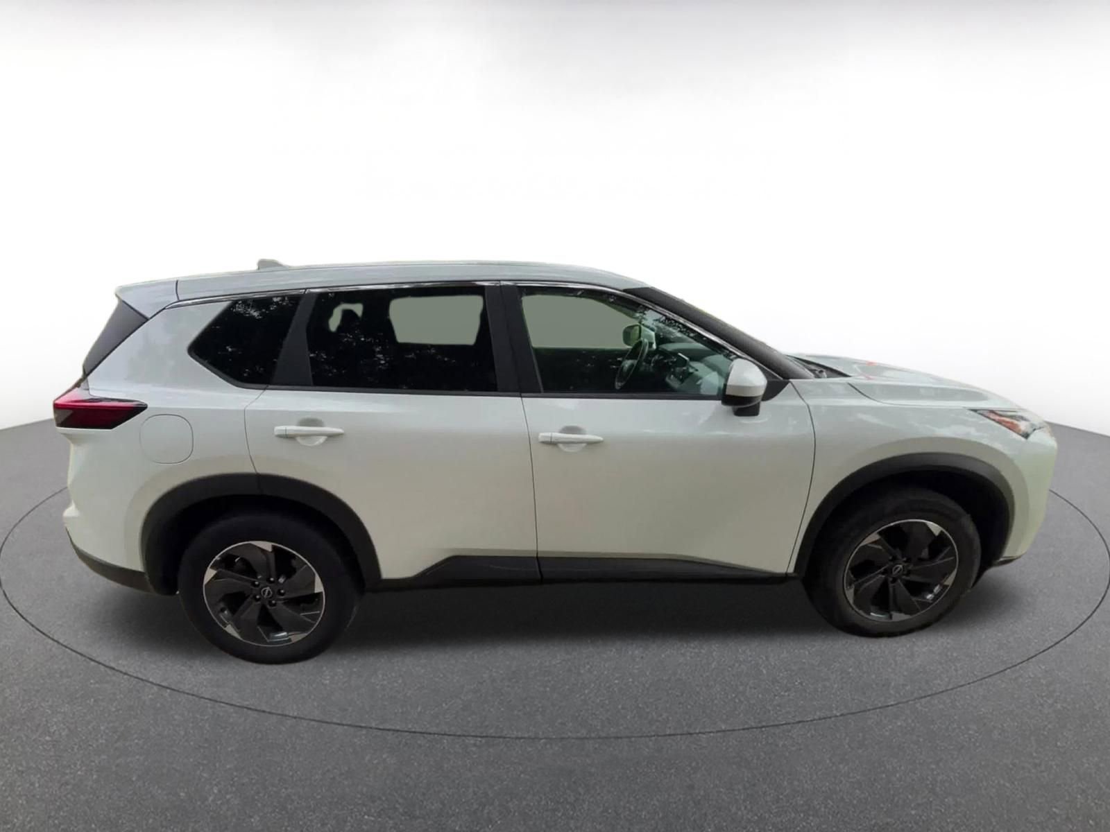 Thumbnail: 2025 Nissan Rogue - 16