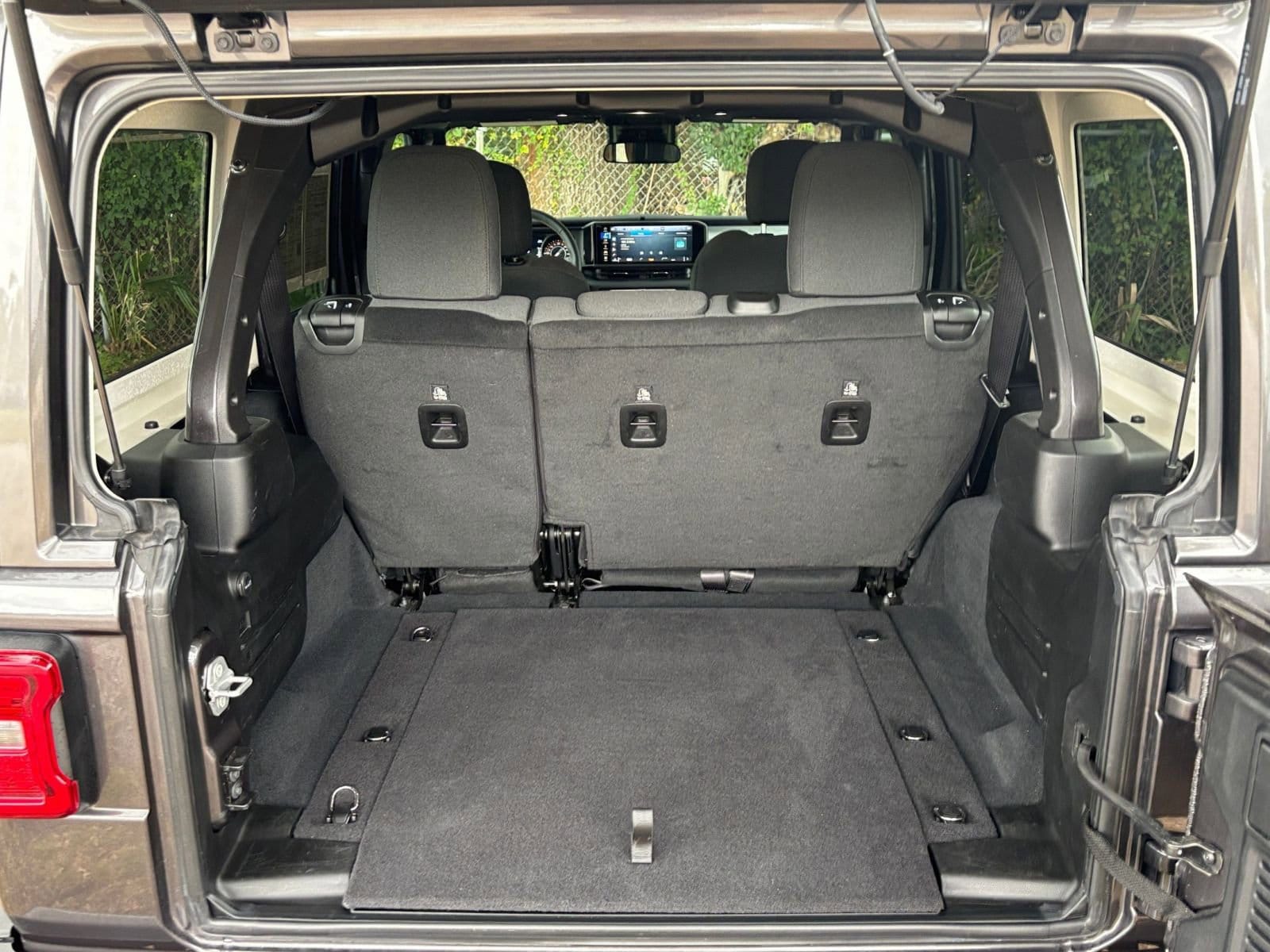 Thumbnail: 2025 Jeep Wrangler - 31