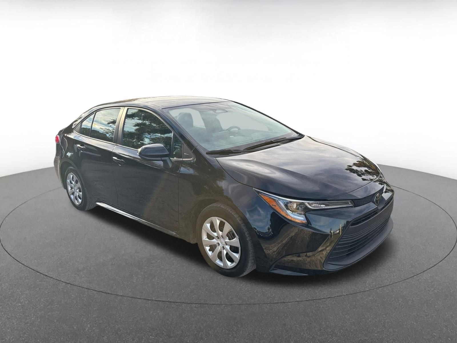 Thumbnail: 2025 Toyota Corolla - 1