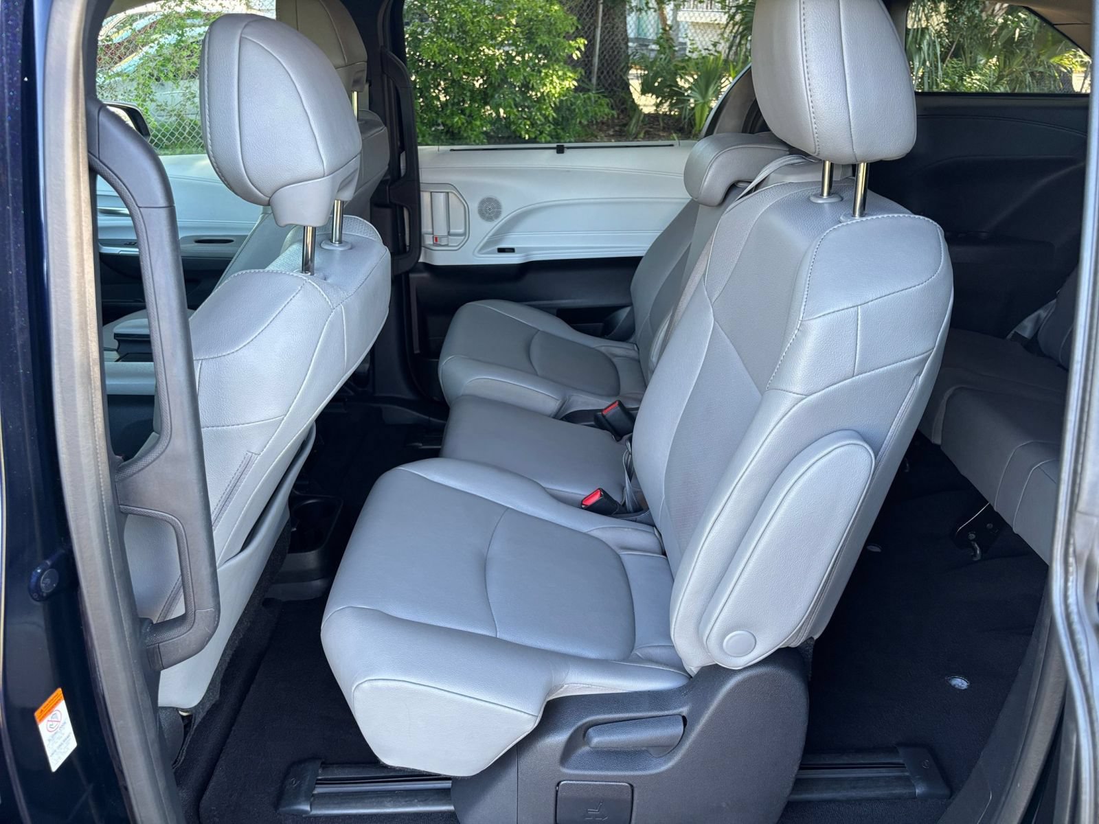 Thumbnail: 2025 Toyota Sienna - 23