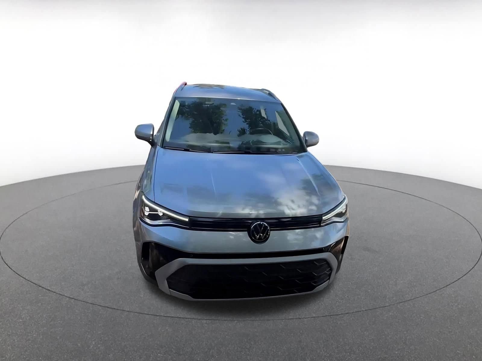 Thumbnail: 2025 Volkswagen Taos - 3