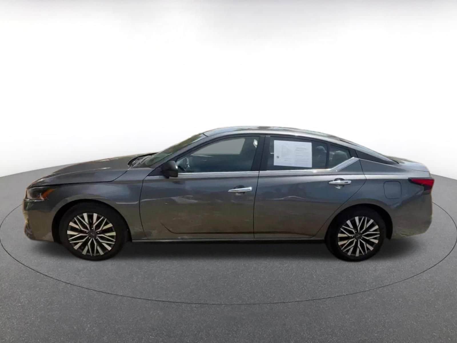 Thumbnail: 2025 Nissan Altima - 11
