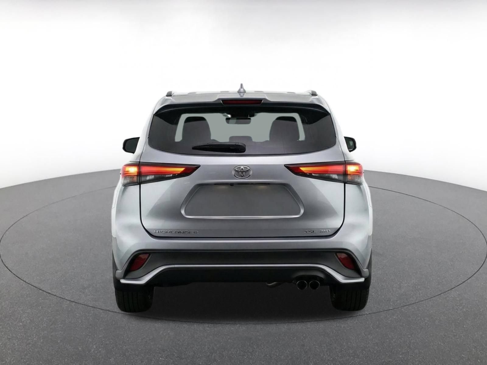 Thumbnail: 2025 Toyota Highlander - 7
