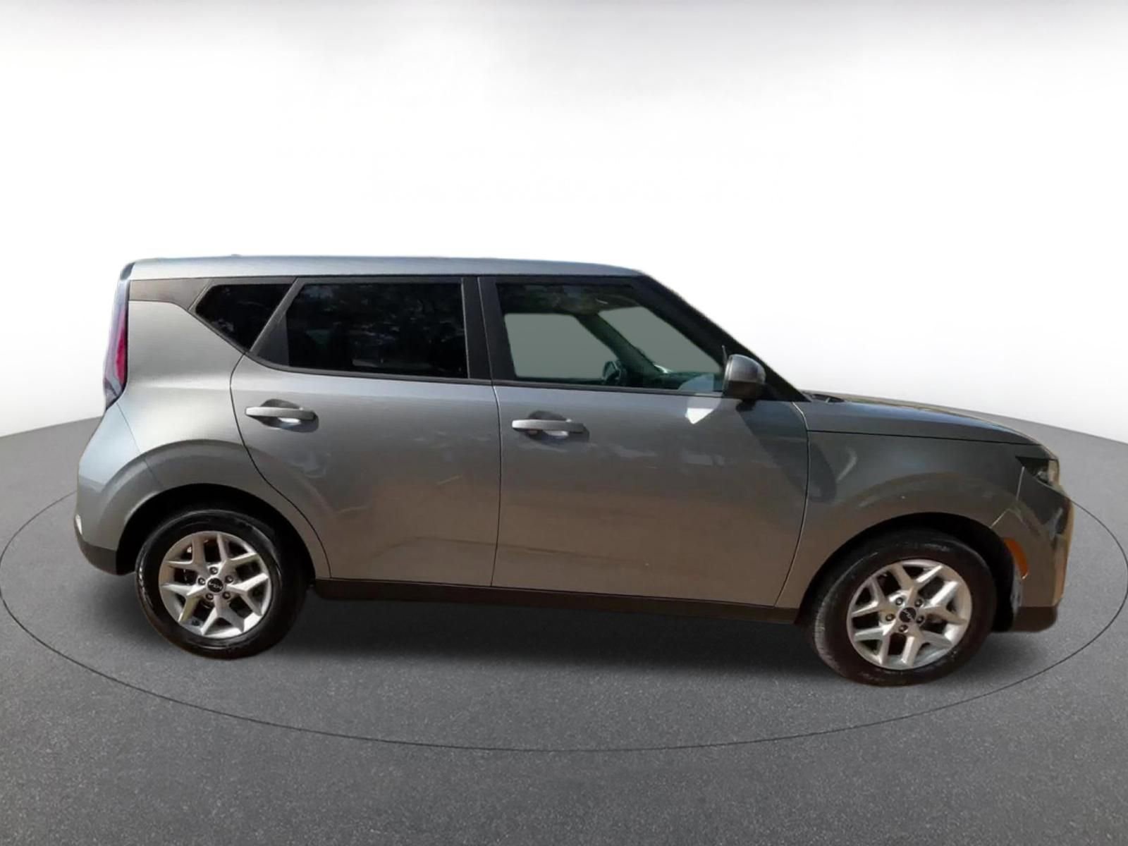 Thumbnail: 2025 Kia Soul - 16