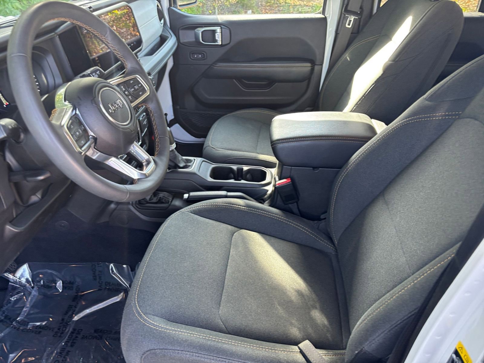 Thumbnail: 2025 Jeep Wrangler - 27