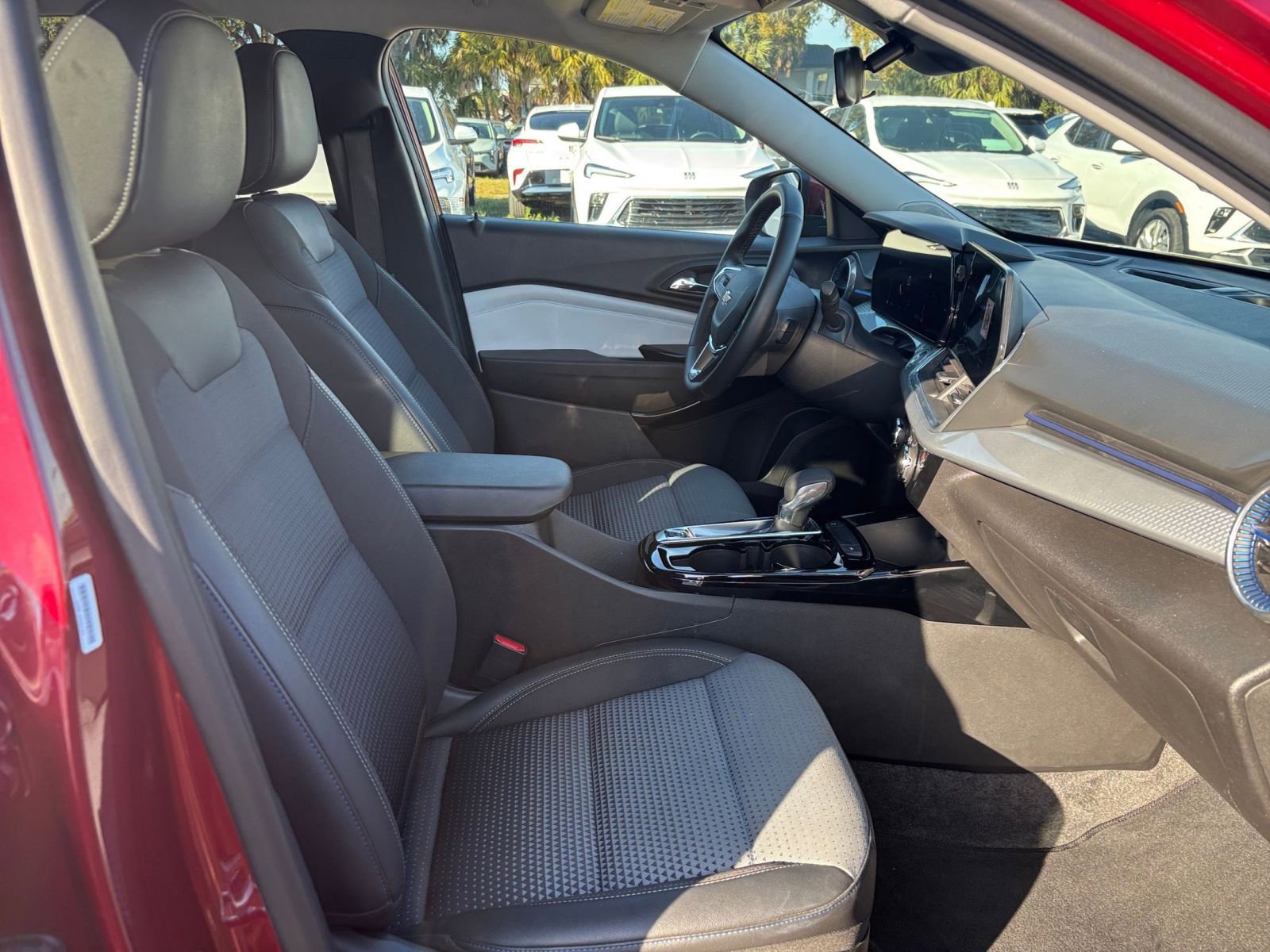 Thumbnail: 2025 Chevrolet Trax - 29