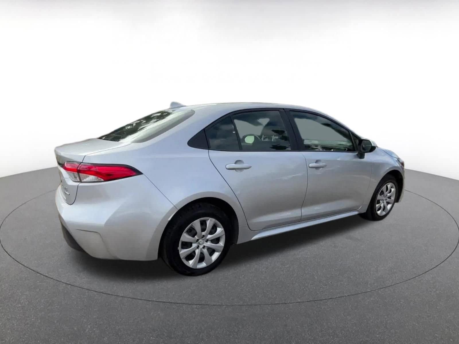 Thumbnail: 2025 Toyota Corolla - 14