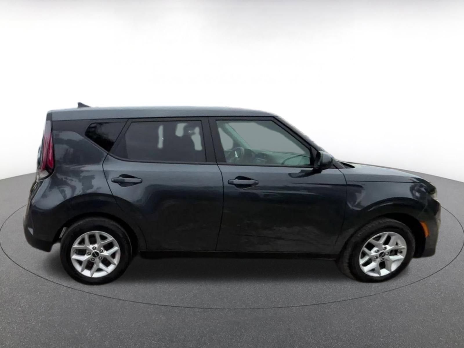 Thumbnail: 2025 Kia Soul - 17