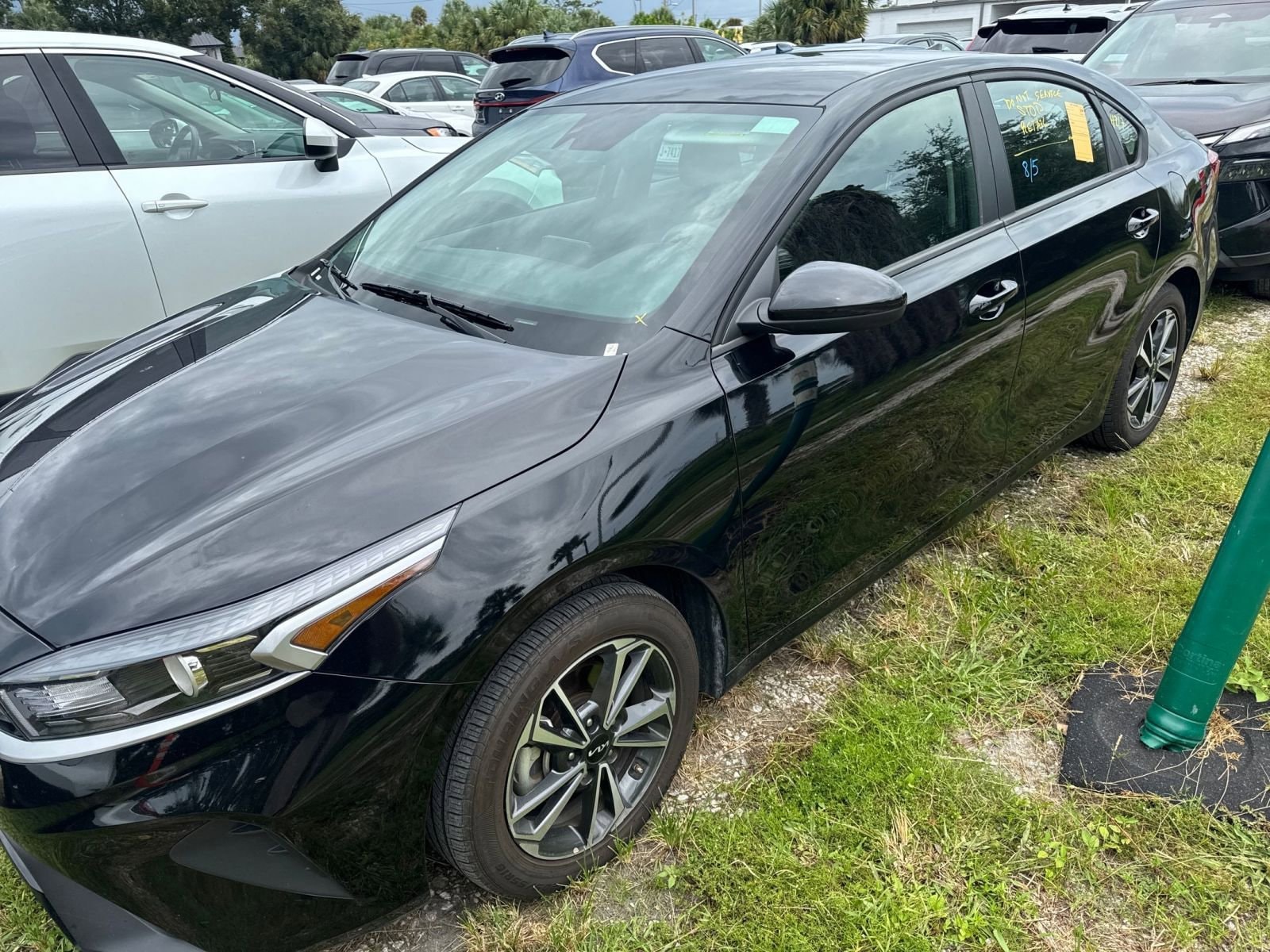 Thumbnail: 2024 Kia Forte - 4
