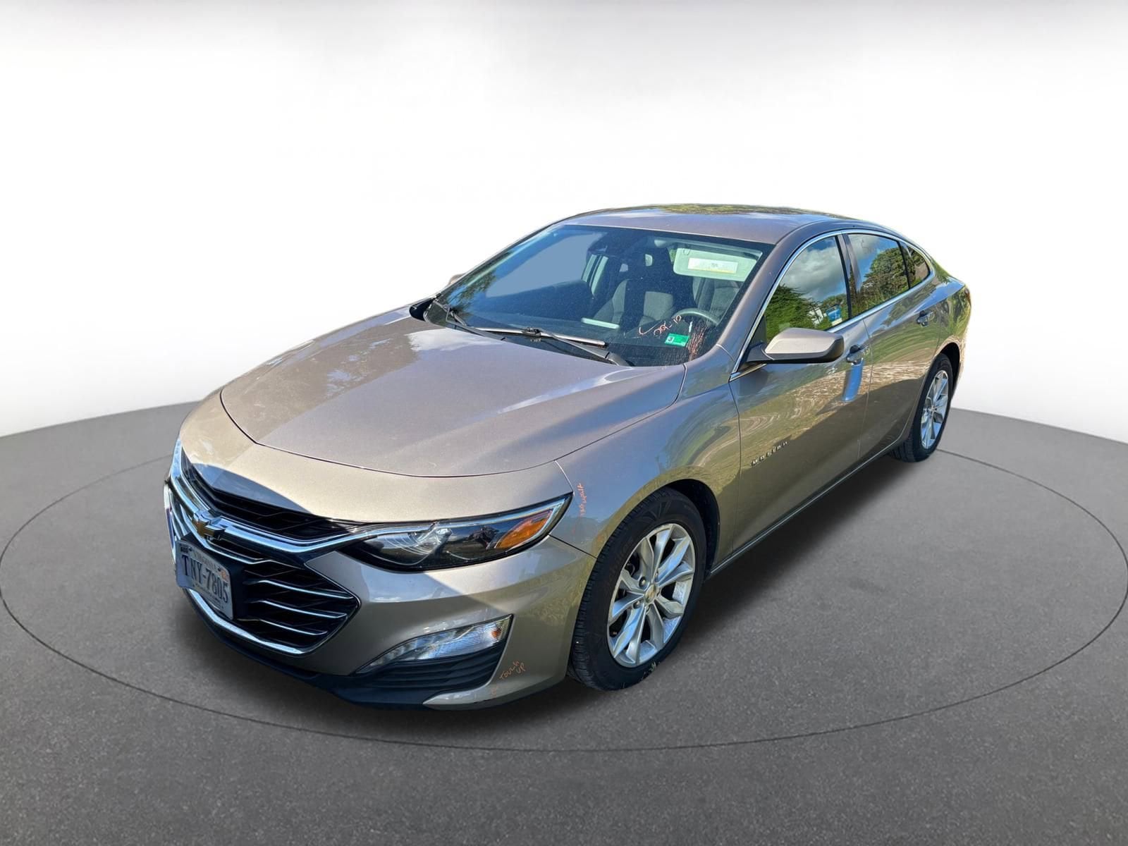 Thumbnail: 2023 Chevrolet Malibu - 3