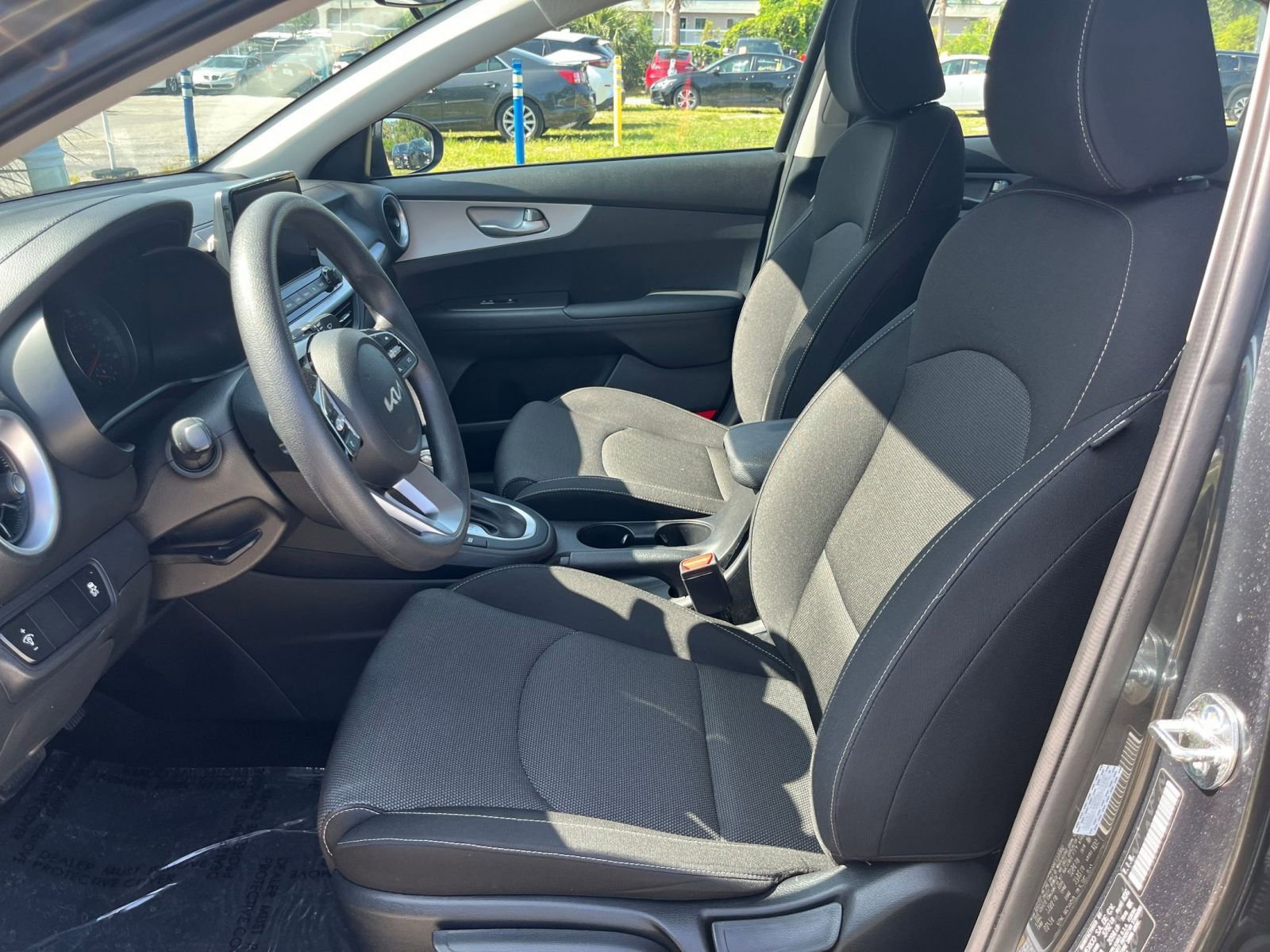 2024 Kia Forte LXS 20