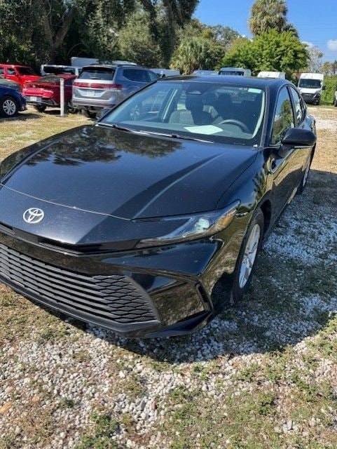 Thumbnail: 2025 Toyota Camry - 5