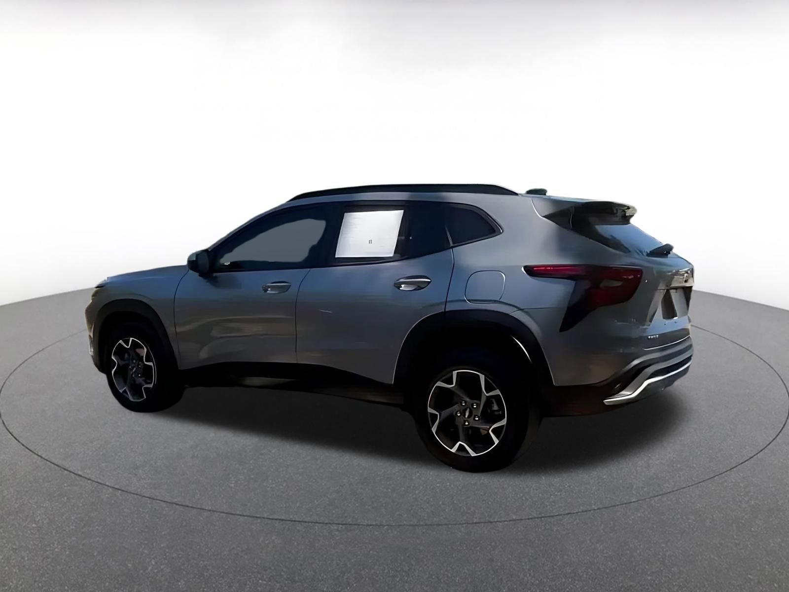 Thumbnail: 2025 Chevrolet Trax - 12