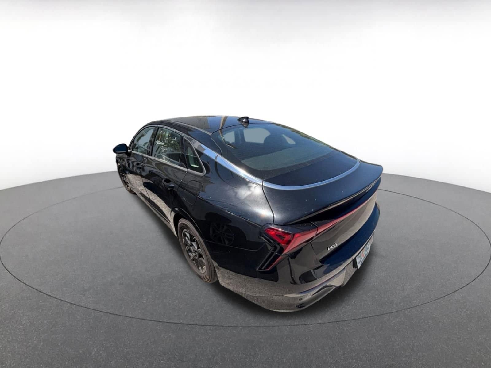 Thumbnail: 2025 Kia K5 - 5