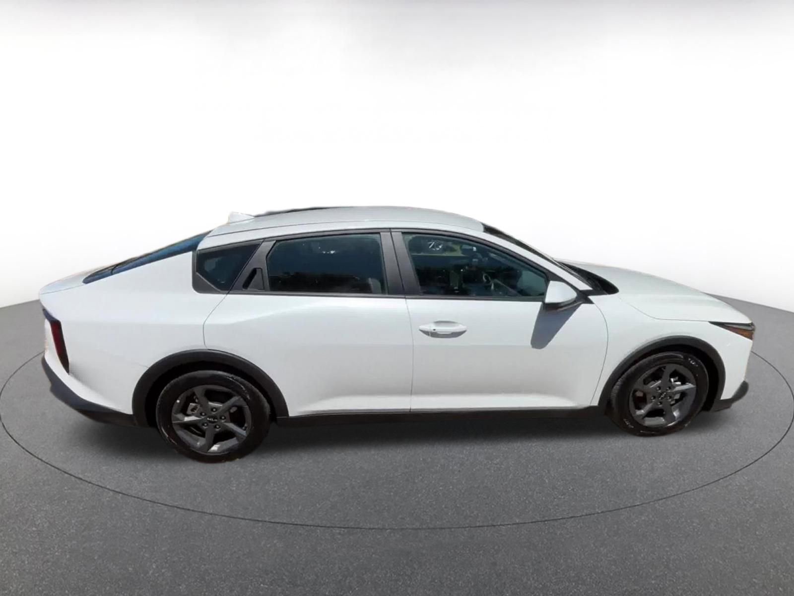 Thumbnail: 2025 Kia K4 - 16