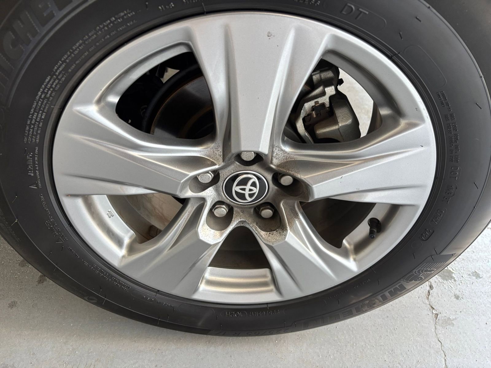 Thumbnail: 2024 Toyota RAV4 - 30