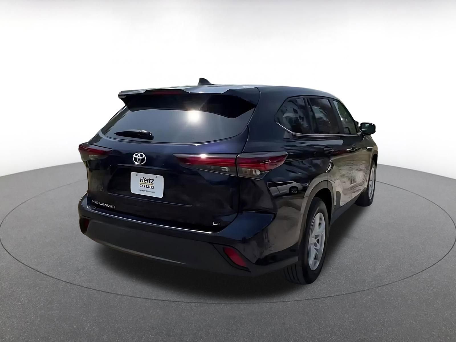 Thumbnail: 2025 Toyota Highlander - 15