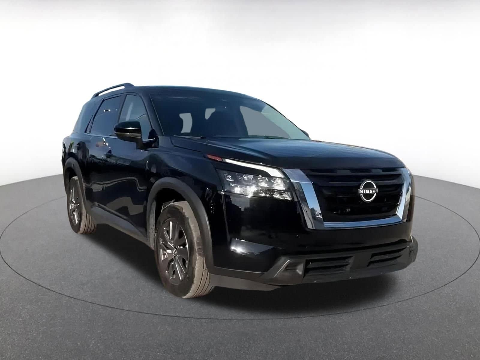 Thumbnail: 2025 Nissan Pathfinder - 1