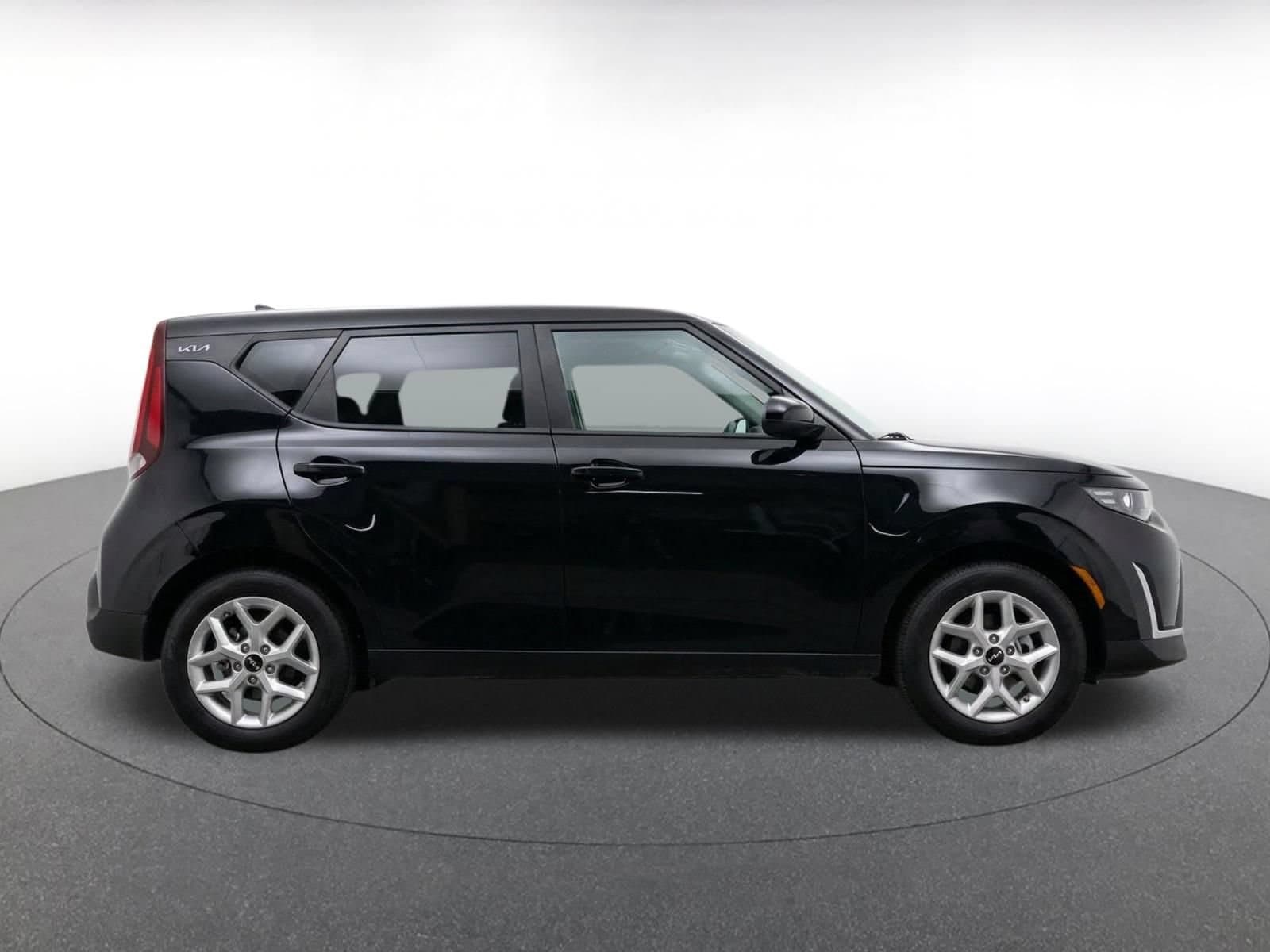 Thumbnail: 2025 Kia Soul - 11