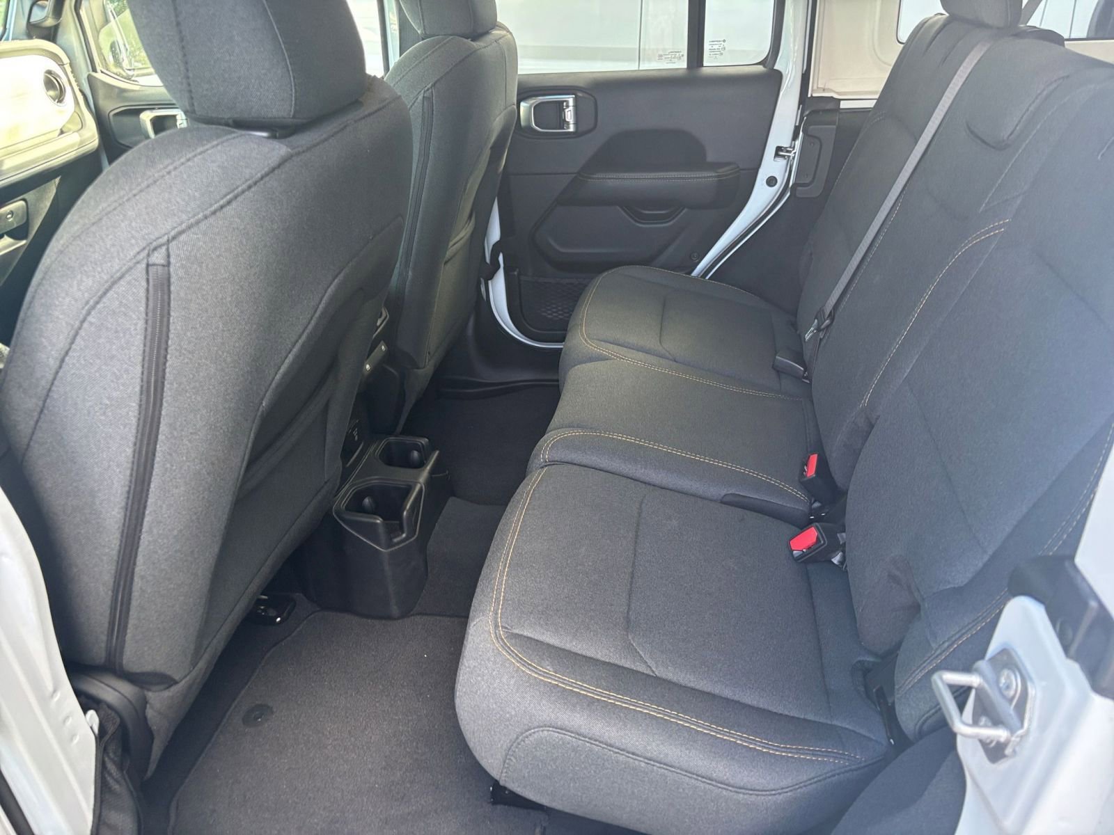 Thumbnail: 2025 Jeep Wrangler - 25