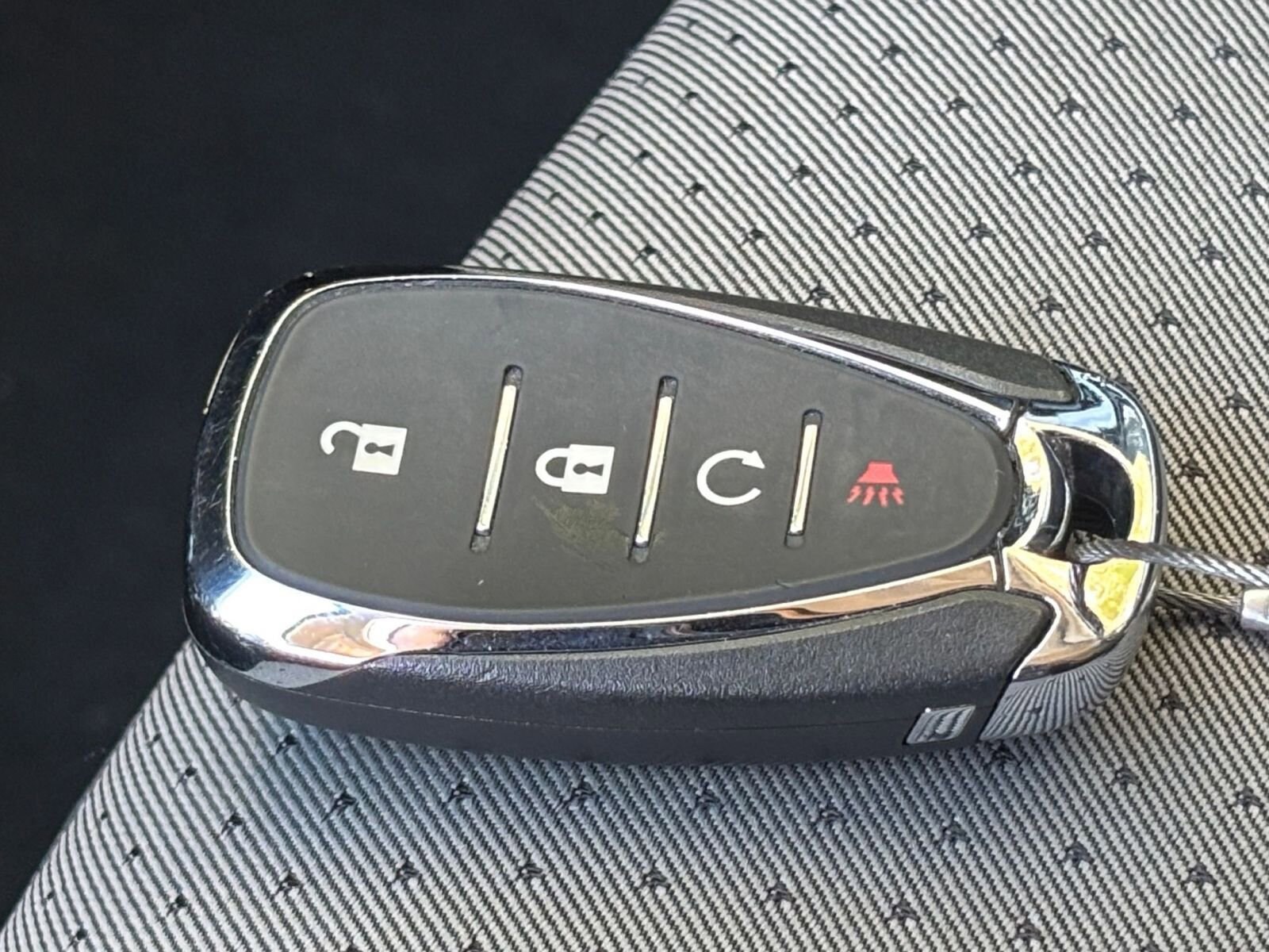 Thumbnail: 2025 Chevrolet Trax - 21