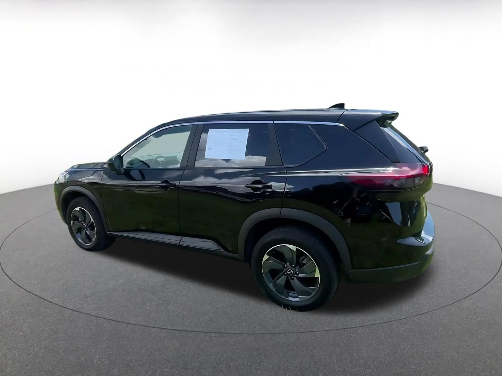 Thumbnail: 2025 Nissan Rogue - 10