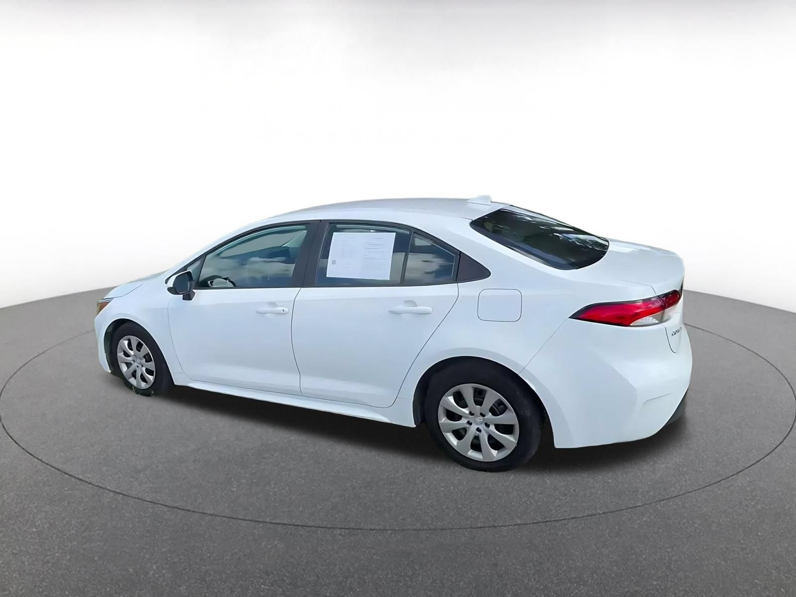Thumbnail: 2025 Toyota Corolla - 10