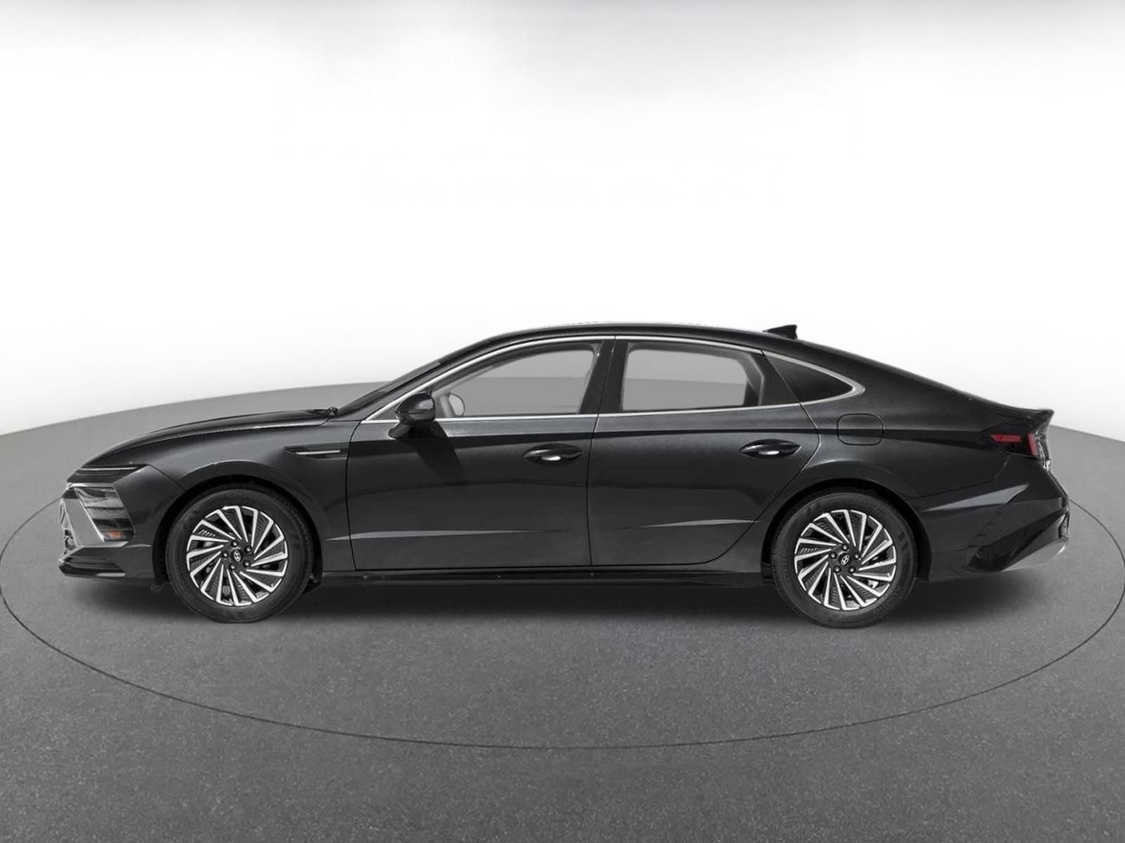 Thumbnail: 2025 Hyundai Sonata - 3