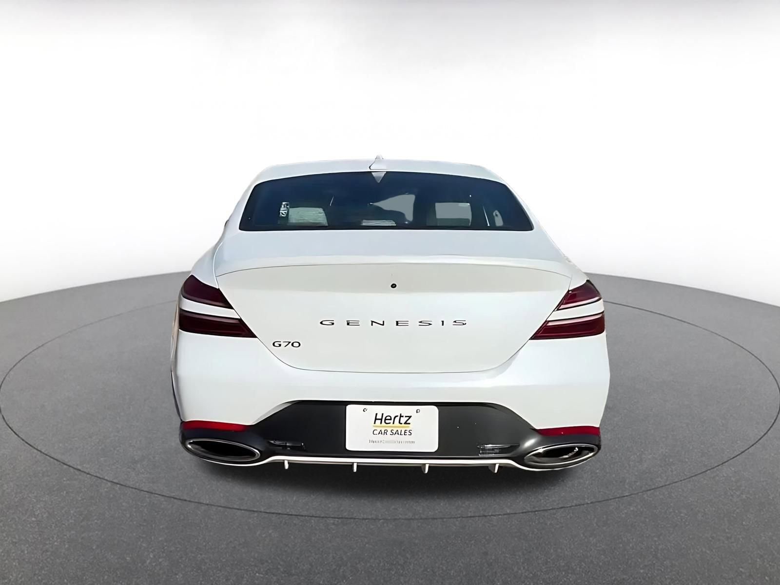 Thumbnail: 2025 Genesis G70 - 12